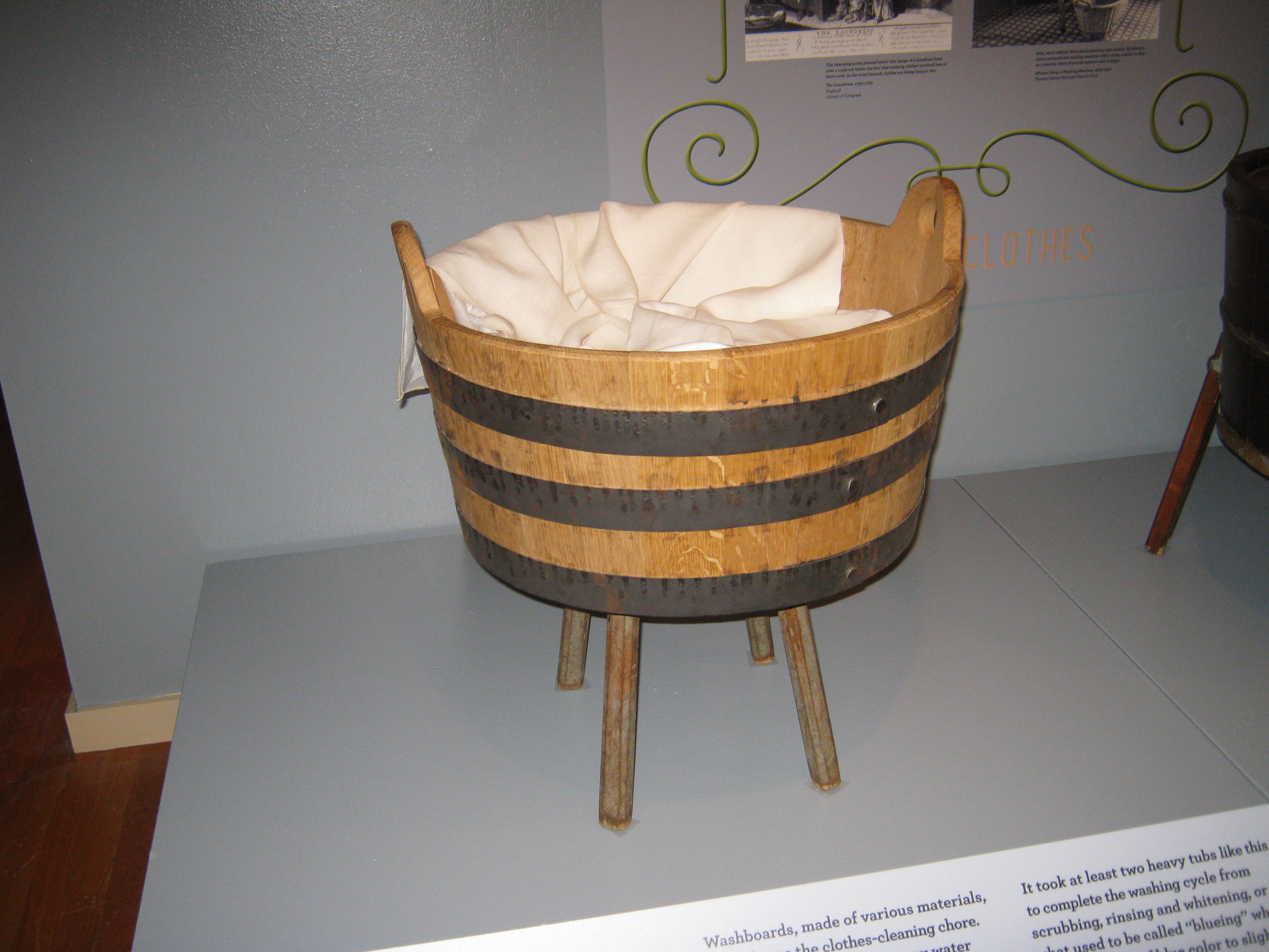 Wash Tub, modern