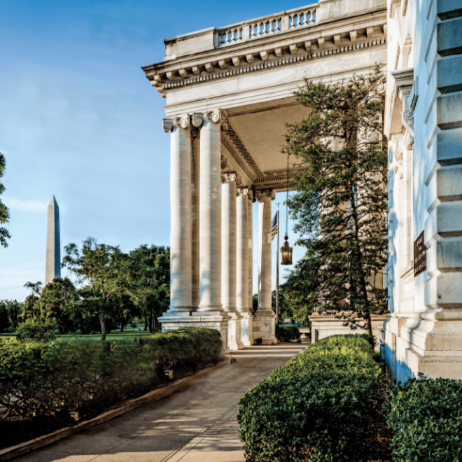 featured-at-dar- tree and white house