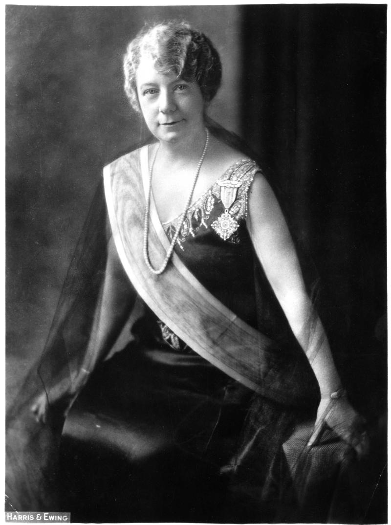 Edith Scott Magna
