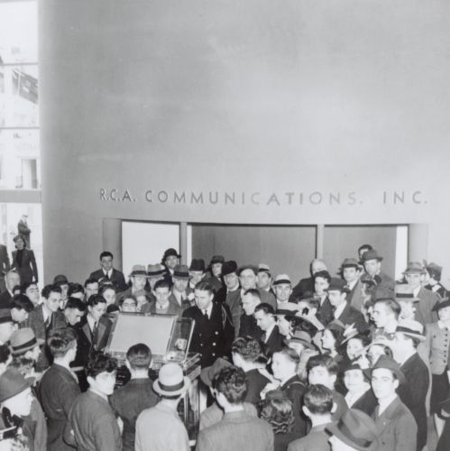 RCA Pavilion showing the TV at the 1939 World's Fair in New York