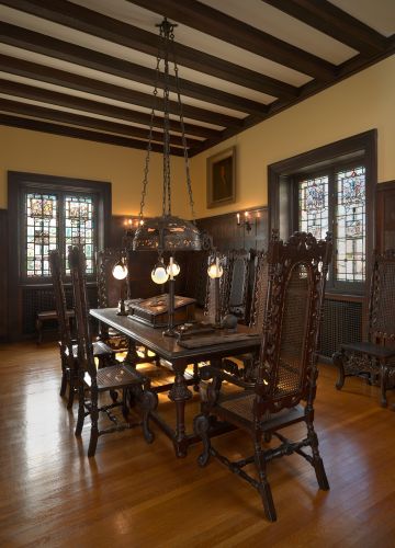 This room sponsored by New Jersey State Society, DAR