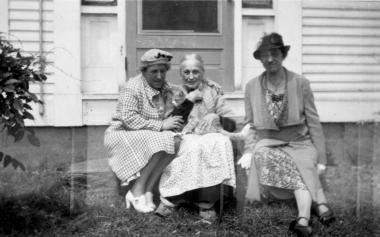 Members of the Real Daughters Committee, Helen Coe Hammond (left) and Grace A. Coe (right) of the Nova Caesarea Chapter in New Jersey, visited Real Daughter Caroline Randall (center) on June 15, 1938. Miss Coe’s memoir of the trip is part of the Real Daughters collection in the NSDAR Archives.
