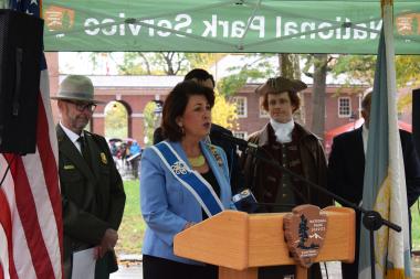 Representing the National Society at the tree planting ceremony, DAR First Vice President General Denise Doring VanBuren spoke about DAR’s previous support of Independence Hall and the surrounding park over the past 125 years.