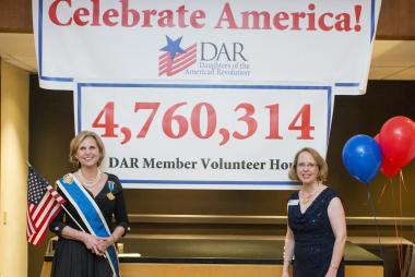 A fun new Congress evening event was hosted at the convention hotel on Friday, June 27, 2014. Celebrate America Night highlighted DAR members outstanding commitment to volunteerism. It was revealed on Opening Night that DAR members had recorded 4,760,314 hours of volunteer service in 2013. President General Lynn Young and Celebrate America! Committee National Chair, LeAnn Turbyfill, were in awe of how members blew away the original goal of 1 million hours of service in 2013.