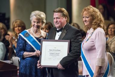 DAR President General Ann Dillon and Historian General Ginger Trader present the DAR Excellence in American History Book Award to Patrick O’Donnell for his book “Washington’s Immortals: The Untold Story of an Elite Regiment Who Changed the Course of the Revolution.”