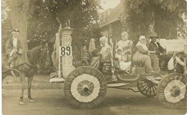 Nemasket Chapter, Middleboro, Massachusetts participated in a parade in 1914.