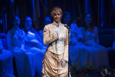 DAR member Reubena Hyde Walworth circa 1890s (portrayed by Kari Weiss) tells of her experience as a nurse during the Spanish American War.  Learn more and watch the performance at: www.dar.org/125performance