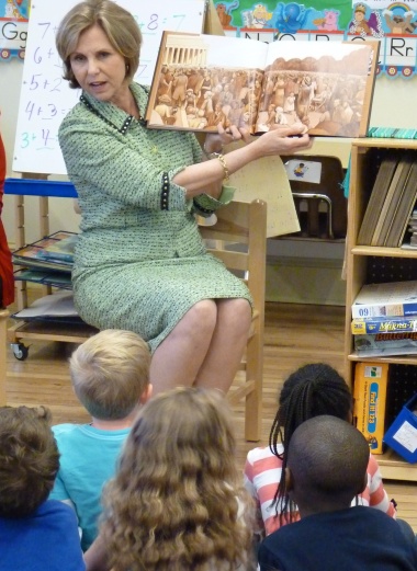 DAR Executive Officers traveled to Peabody Elementary School on April 7, 2014 to read to Kindergarten and PreK classes in commemoration of the 75th anniversary of Marian Anderson's historic performance at the Lincoln Memorial.