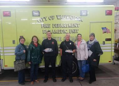 The Annis Avery Hill Chapter, WI, baked and delivered treats to first responders in Wauwatosa.