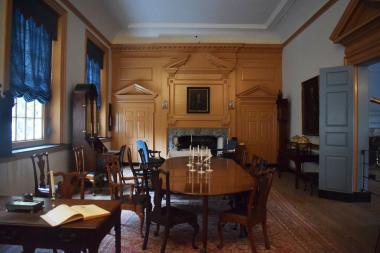 The Governor’s Council Chamber on the second floor of Independence Hall was furnished with authentic 18th century pieces by DAR as a gift during the Bicentennial.