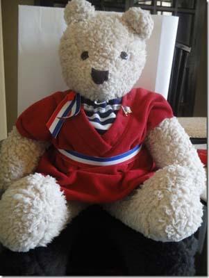 Arlene Pulner of Estero Island Chapter, Florida, found a creative way to help families cope with the grief of losing a loved one. VITAS Hospice in Naples needed volunteers to assist with their Memory Bear Project. When a loved one has passed the family can request bears be made from something special that belonged to that person....sometimes a blanket, a shirt, or a robe. The project can be particularly moving for the volunteer. Just ask Arlene! Since the beginning, she has made about 25 bears. One of the m