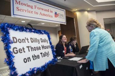 The Service to America Committee was on hand to help members learn how to use the Online Tally and enter their hours on the spot. Enter yours here: www.dar.org/OnlineTally 