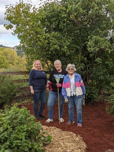 The Belle Passi Chapter helped plant the "Never Forget" Garden for the Tomb of the Unknown Solider, Society of the Honor Guard.