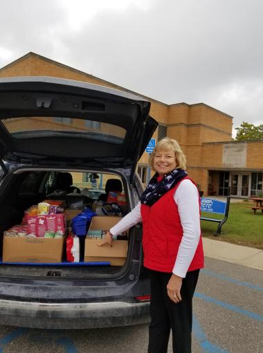 The Michilimacinac Chapter sponsored a canned food drive to stock the Veteran's Food Pantry of Clare County.