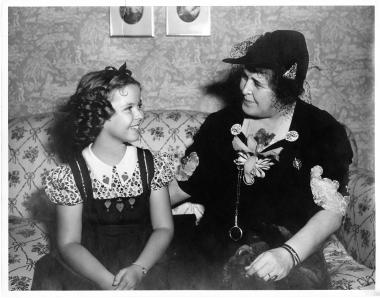 Shirley Temple and President General Helen Pouch sharing a special moment. 