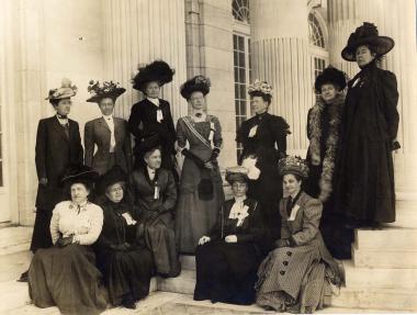 Today is National Hat Day, so for this ‪#‎TBT‬ check out some of these great DAR member hats circa 1909-1915. ‪#‎DARCelebrate125‬ For more photos and DAR history visit, www.dar.org/celebrate125